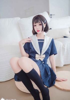 在玉势上抹春药调教她